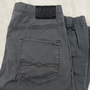 Denizen from Levi's Charcoal Gray Elastic Waistback Pocket Pants